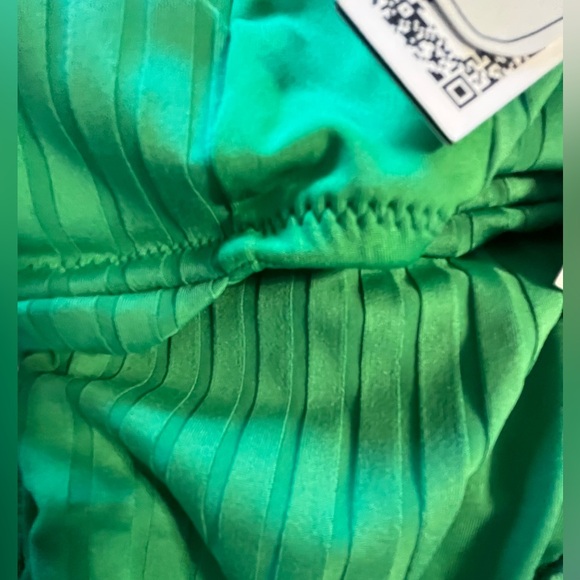 NWT Sanctuary Refresh Rib Splice Banded Mio Cut-Out One-Piece Swimsuit Size M - Picture 14 of 14